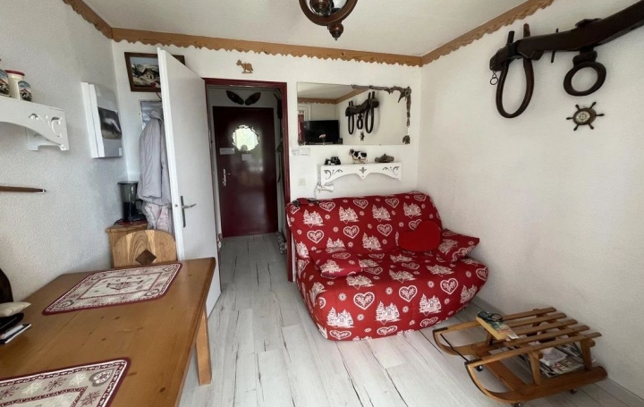 Studio LES ANGLES (66210)  13 m2 68 000 € 