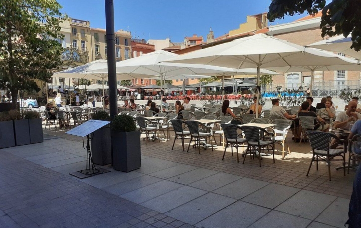 Local / Bureau PERPIGNAN (66000) 300 m<sup>2</sup> 745 000 € 