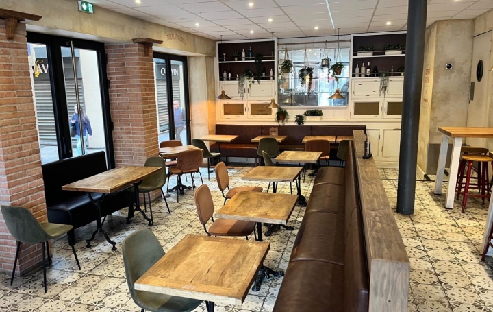 Local commercial PERPIGNAN (66000)  300 m2 745 000 € 