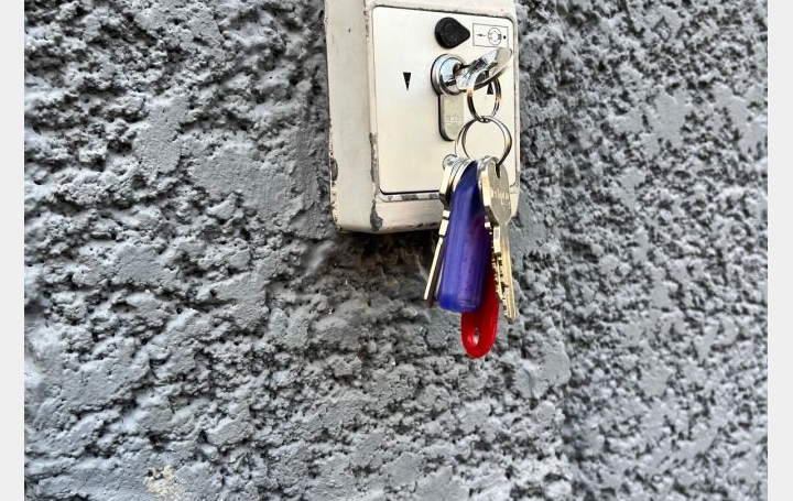 Garage PERPIGNAN (66000)  60 m2 55 000 € 