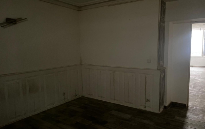 Immeuble ILLE-SUR-TET (66130)  170 m2 170 500 € 