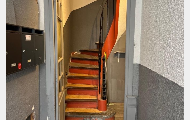 Immeuble ILLE-SUR-TET (66130)  170 m2 170 500 € 