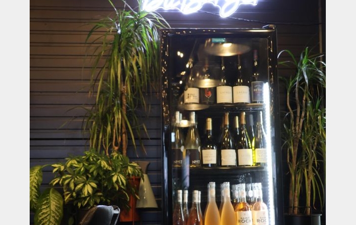 Activité commerciale PERPIGNAN (66000)  100 m2 324 000 € 