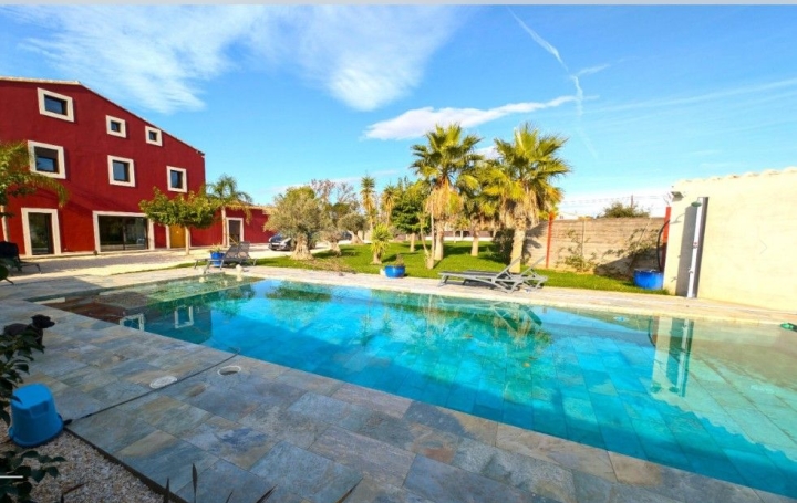 Domaines / Propriétés PERPIGNAN (66000) 292 m<sup>2</sup> 819 000 € 