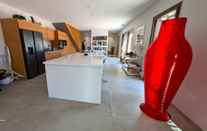 Domaine PERPIGNAN (66000)  292 m2 819 000 € 