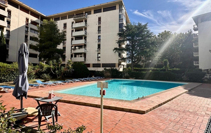 Studio PERPIGNAN (66000)  91 m2 143 000 € 