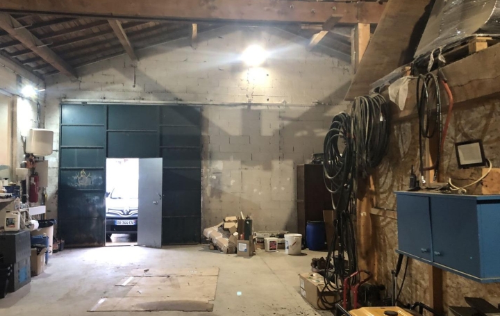 Maison SAINT-ETIENNE-D'ALBAGNAN (34390)  253 m2 130 000 € 