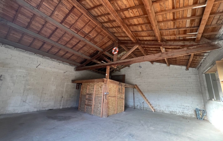 Maison SAINT-ETIENNE-D'ALBAGNAN (34390)  253 m2 130 000 € 