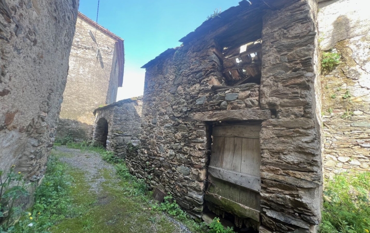 Maison de village SAINT-ETIENNE-D'ALBAGNAN (34390)  48 m2 29 000 € 