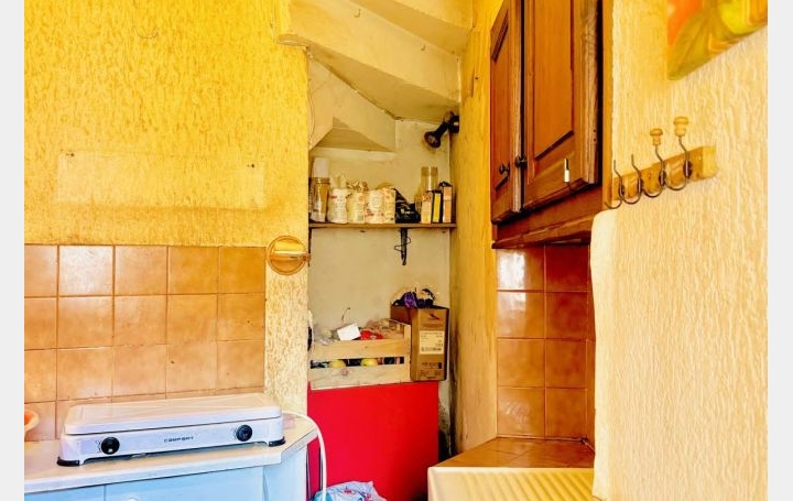 Maison de village RIOLS (34220)  86 m2 35 000 € 