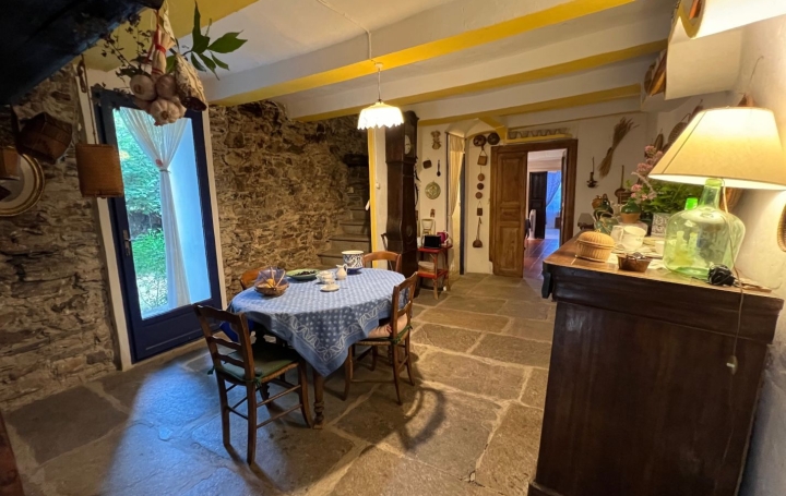 Maison SAINT-VINCENT-D'OLARGUES (34390)  119 m2 220 000 € 