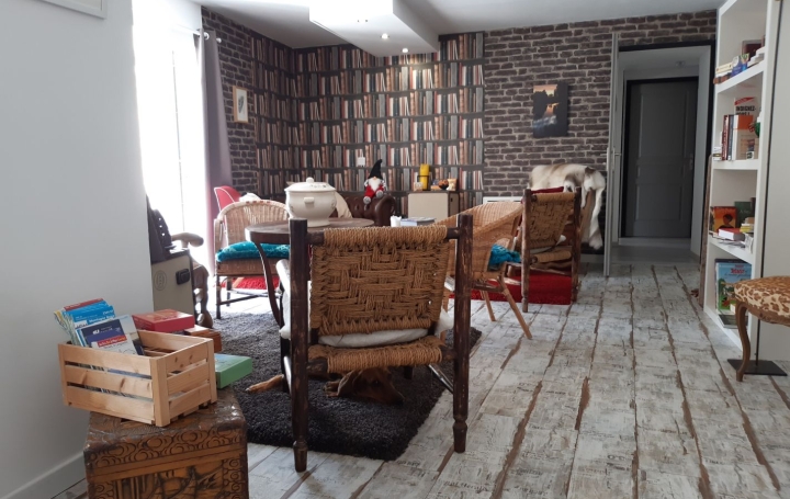 Maison RIOLS (34220)  211 m2 450 000 € 