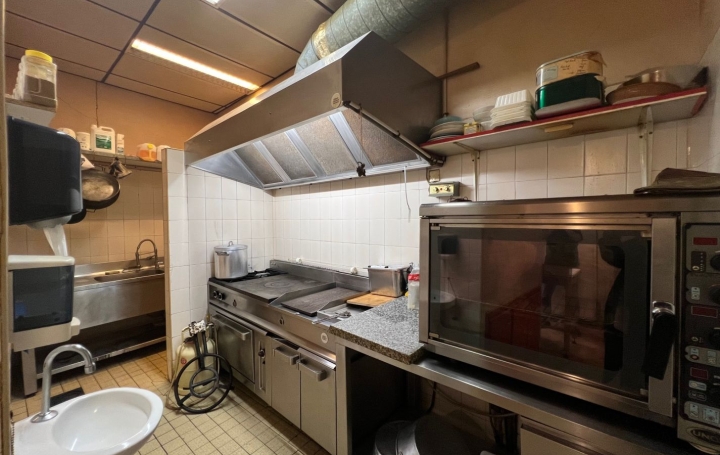 Activité commerciale OLARGUES (34390)  70 m2 90 000 € 