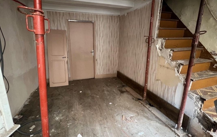 Maison de village RIOLS (34220)  57 m2 23 000 € 