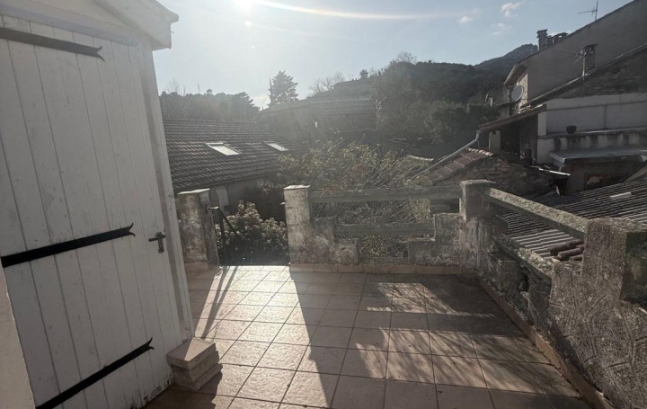 Maison de village RIOLS (34220)  247 m2 260 000 € 