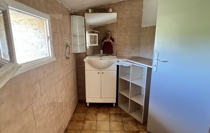 Maison de village COLOMBIERES-SUR-ORB (34390)  73 m2 132 000 € 