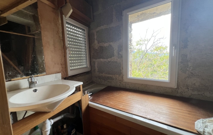 Maison de village SAINT-MARTIN-DE-L'ARCON (34390)  70 m2 79 000 € 