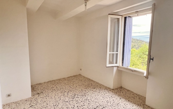 Maison de village COMBES (34240)  62 m2 80 000 € 
