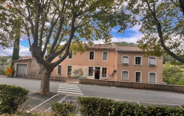 Immeuble 20 pièces · à Olargues · 345 000 €