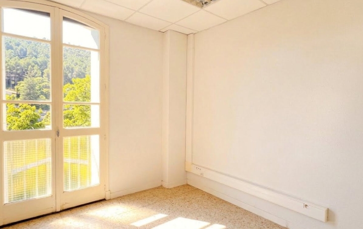 Immeuble OLARGUES (34390)  572 m2 345 000 € 