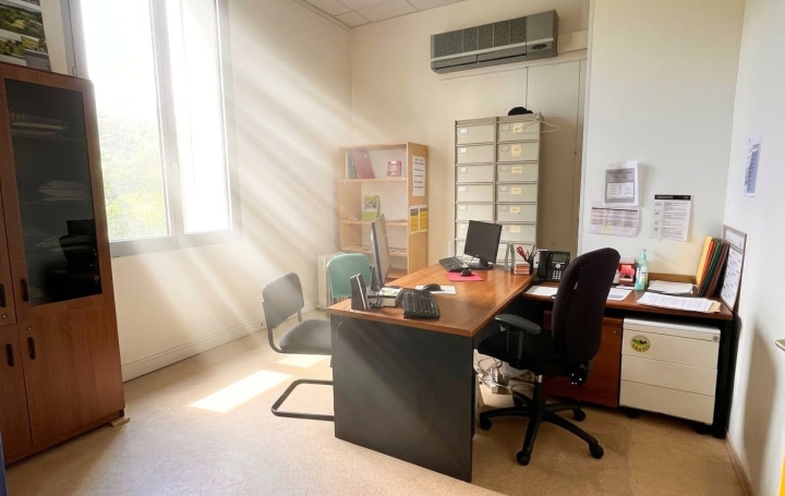 Local d'activité OLARGUES (34390)  572 m2 345 000 € 