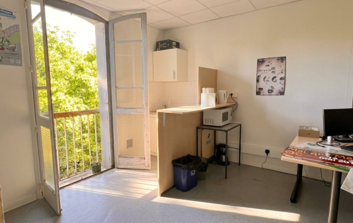 Local d'activité OLARGUES (34390)  572 m2 345 000 € 