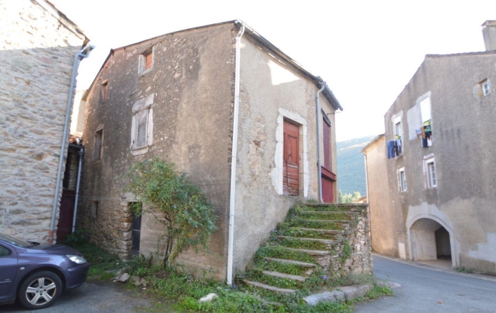 Réseau Immo-diffusion : Maison de village  RIOLS  130 m2 18 000 € 