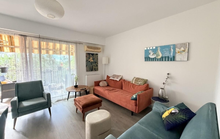 3 Pièces SAINT-RAPHAEL (83700)  61 m2 1 300 € 