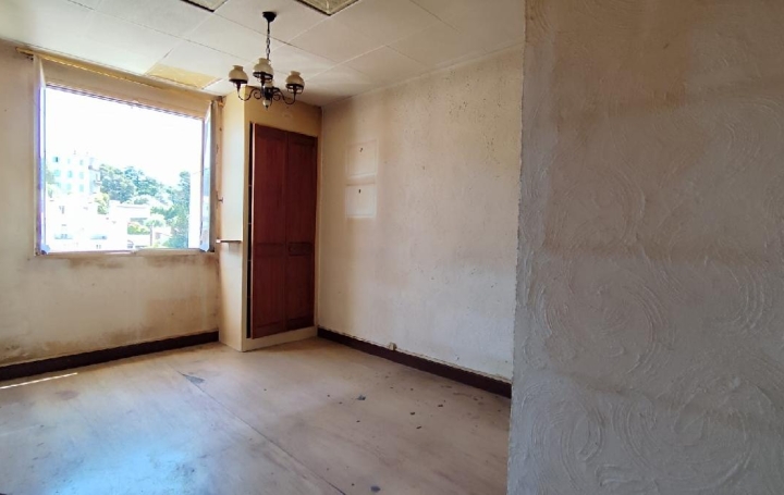 3 Pièces CANNES (06400)  58 m2 182 000 € 
