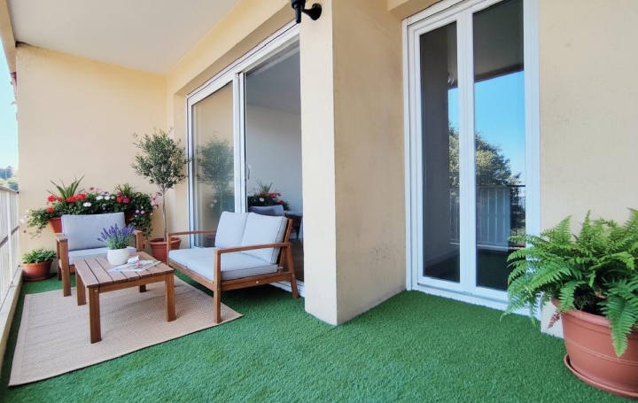 3 Pièces GRASSE (06130)  60 m2 208 000 € 
