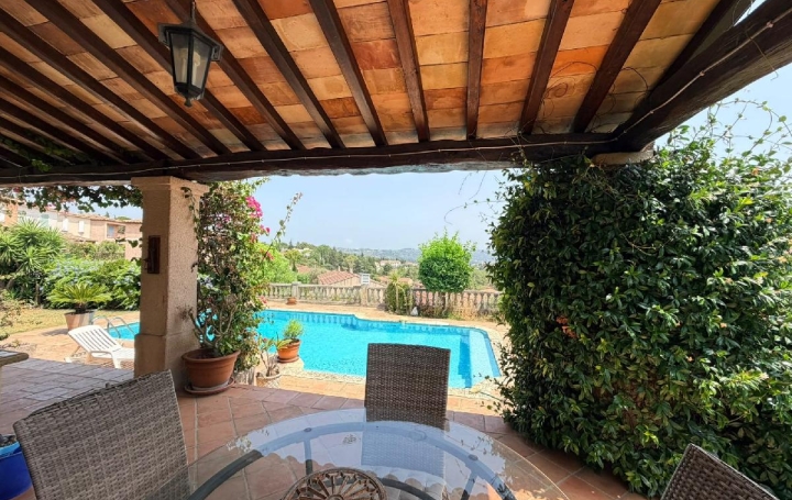 4 Pièces GRASSE (06130)  117 m2 458 000 € 