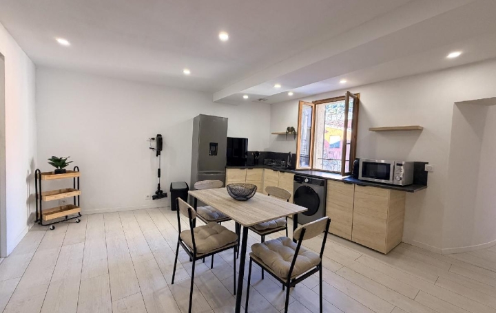 2 Pièces GRASSE (06130)  43 m2 135 000 € 