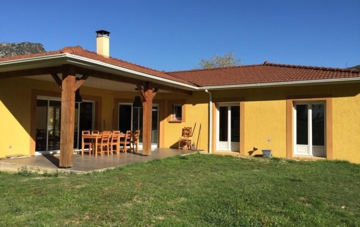 Réseau Immo-diffusion : Maison  QUIE  140 m2 835 € 