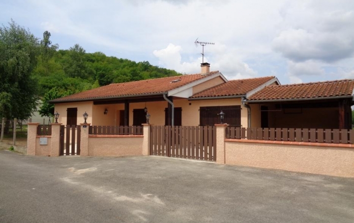 Réseau Immo-diffusion : Maison  RIEUX-DE-PELLEPORT  90 m2 680 € 