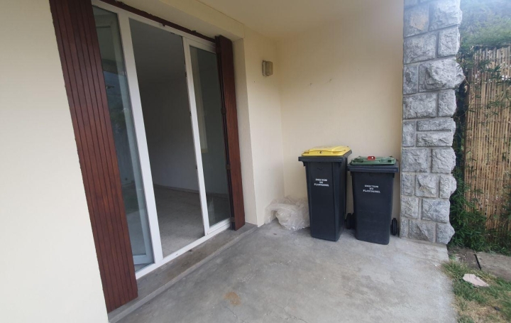 4 Pièces TARASCON-SUR-ARIEGE (09400)  96 m2 693 € 