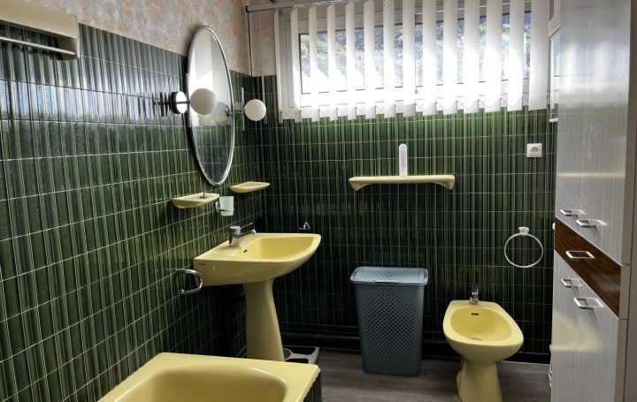 3 Pièces TARASCON-SUR-ARIEGE (09400)  75 m2 600 € 
