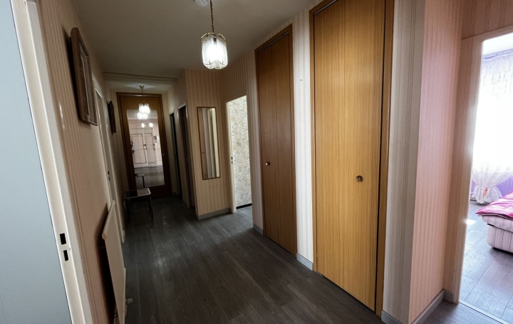 3 Pièces TARASCON-SUR-ARIEGE (09400)  75 m2 600 € 