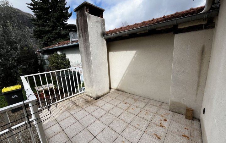 Appartement TARASCON-SUR-ARIEGE (09400) 49 m<sup>2</sup> 580 € 