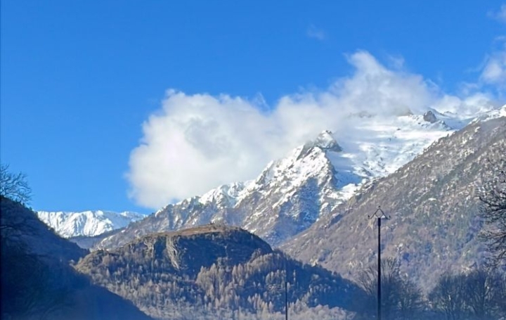 Maison VICDESSOS (09220)  93 m2 670 € 