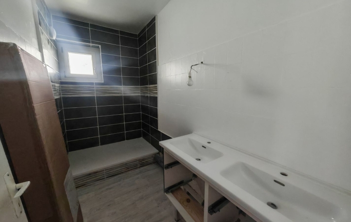 4 Pièces LES CABANNES (09310)  116 m2 800 € 