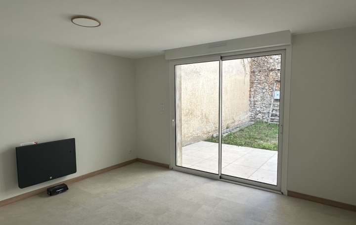 Maison TARASCON-SUR-ARIEGE (09400)  70 m2 670 € 