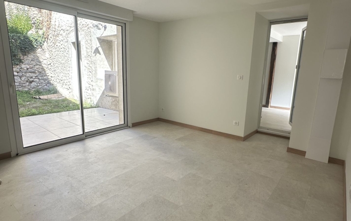 Maison TARASCON-SUR-ARIEGE (09400)  70 m2 670 € 
