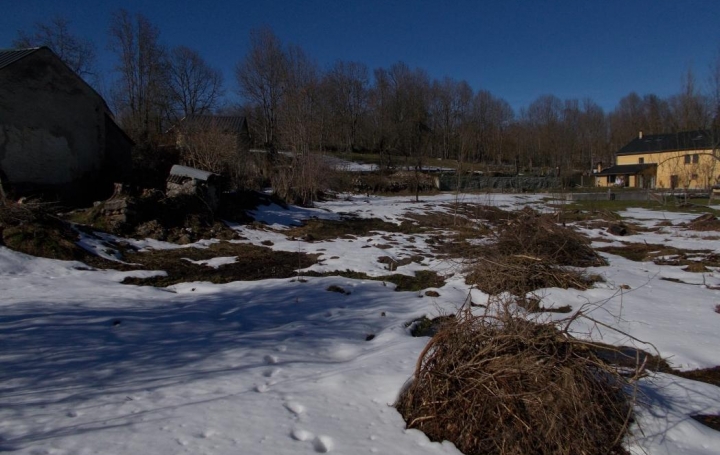 Réseau Immo-diffusion : Terrain  GENAT   12 000 € 