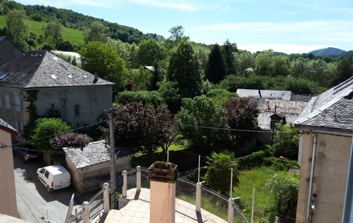 Réseau Immo-diffusion : Maison  MASSAT  375 m2 167 000 € 