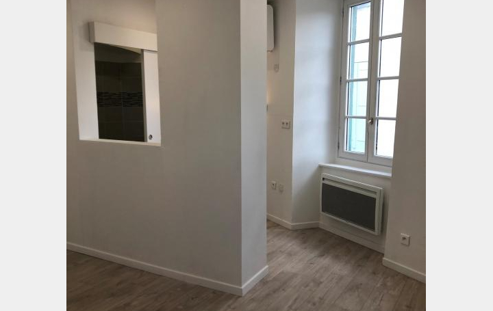 Réseau Immo-diffusion : Appartement P2  AX-LES-THERMES  18 m2 52 000 € 