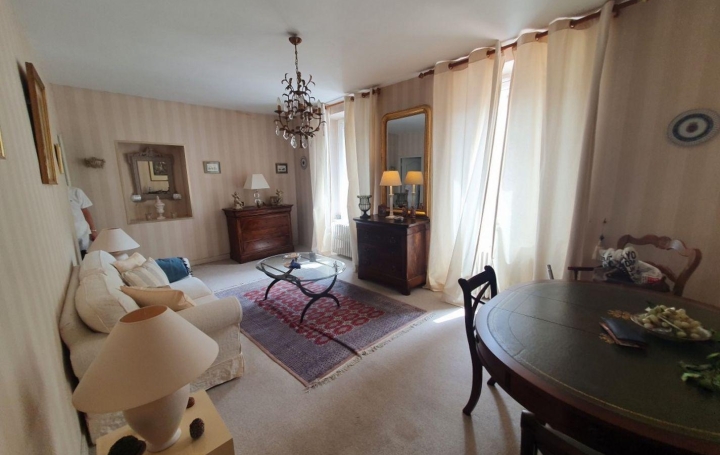 Propriété AX-LES-THERMES (09110)  391 m2 630 000 € 