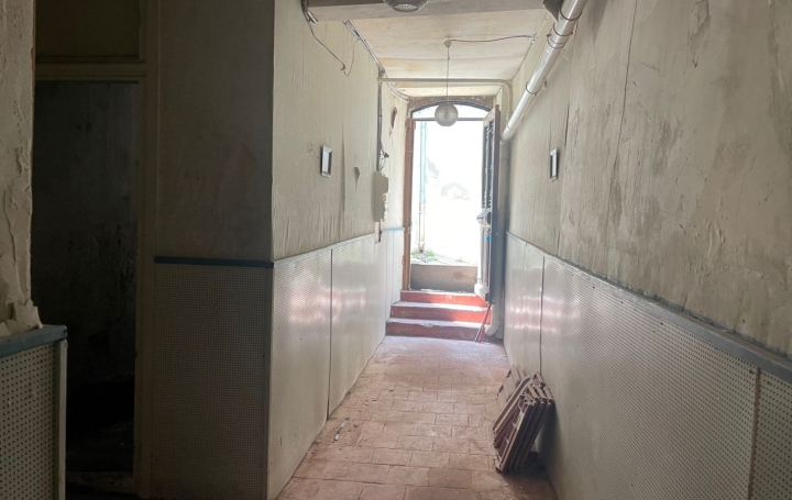 Maison CHATEAU-VERDUN (09310)  140 m2 44 000 € 