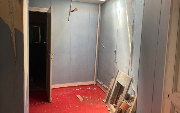 Maison CHATEAU-VERDUN (09310)  140 m2 44 000 € 