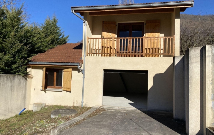 Réseau Immo-diffusion : Maison  ARNAVE  90 m2 85 000 € 