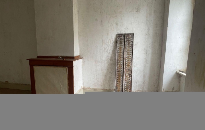 Maison MASSAT (09320)  126 m2 99 000 € 